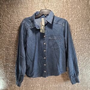 BMJL Women Button Up Collared Denim Blouse Collared Rayon Blend Small NWT